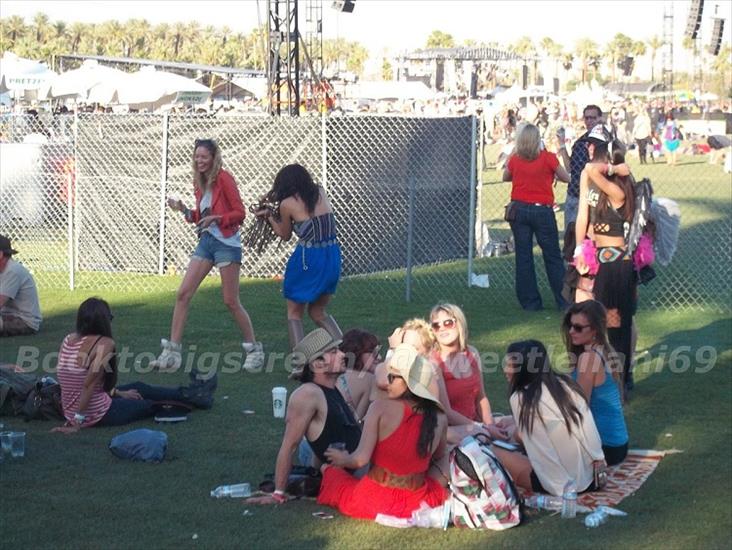 Coachella 2012 - 202098-330d2-54860293-m750x740-u910be.jpg