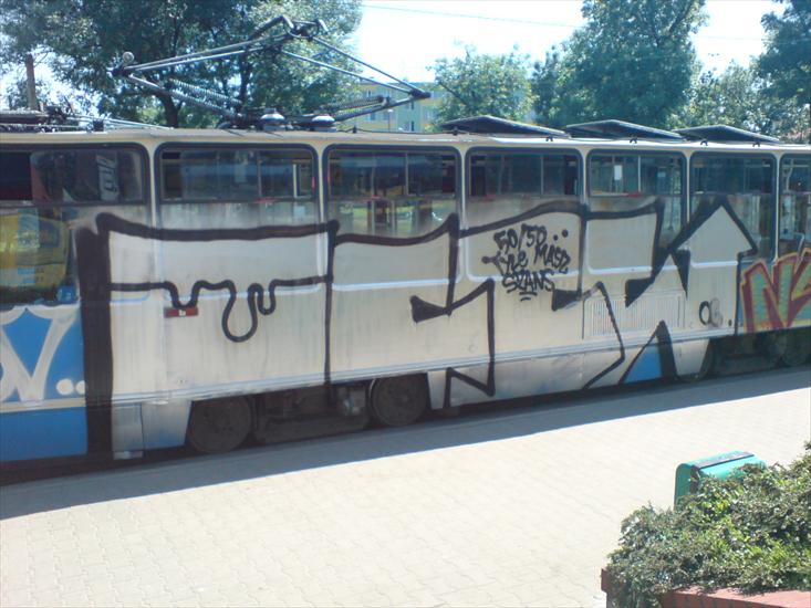 Galeria - Tramwaj-graffiti.JPG