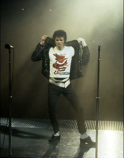 Michael Jackson -Zdjęcia - MichaelJacksonfoook3hv1.jpg