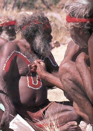 a - Aborigin. art - aborigines.jpg