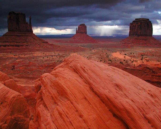 USA - krajobrazy - ws_Canyon_and_storms_1024x768.jpg
