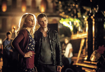 04x20 The Originals - normal_The-Vampire-Diaries-The-Originals-EW-Exclusive-01.jpg