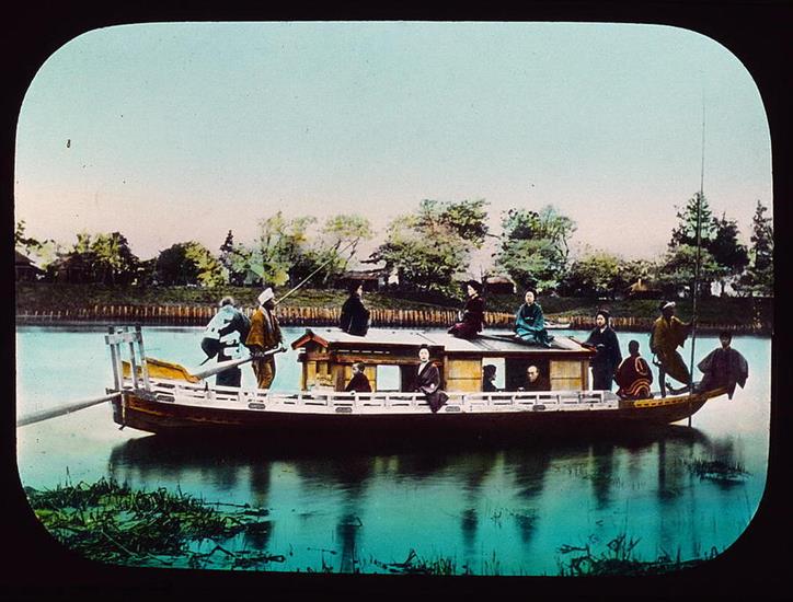MORSKIE ZDJĘCIA - Houseboat - Japan 1895.jpg
