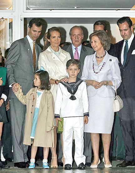 Hiszpańska Rodzina Królewska - 598872.jpg