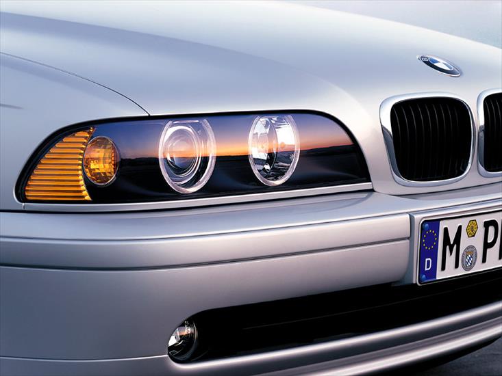 BMW - bmw_seria5_10.jpg