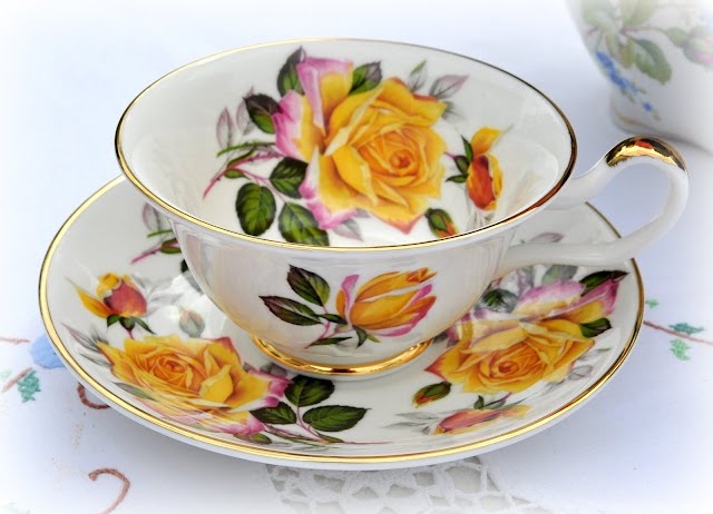 Tea Cup - rose teacup.JPG