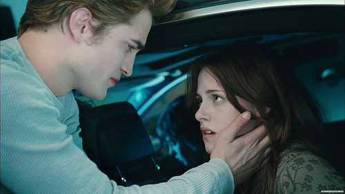 TWILIGHT ZmIeRzCh - Twilight. Edward i Bella.jpg