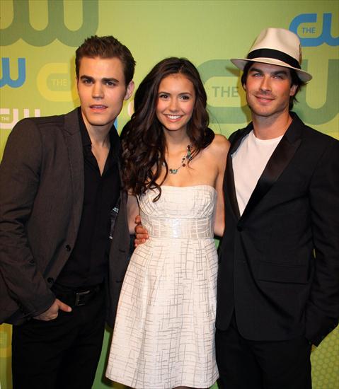 The CW Upfront - Cast-CW-the-vampire-diaries-tv-show-7542198-2234-2560.jpg