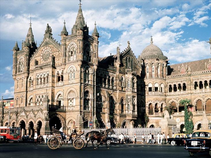 znane zabytki - Victoria Terminus, Bombay, India.jpg