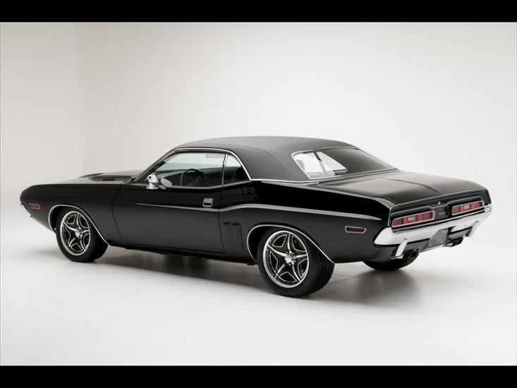 Dodge 71 - 1971-Dodge-Challenger-RT-Muscle-Car-By-Modern-Muscle-Rear-Angle-1920x1440.jpg