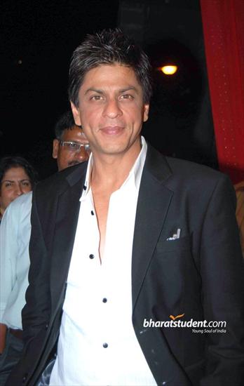 SRK - srkfilmfarelatestissue_007.jpg