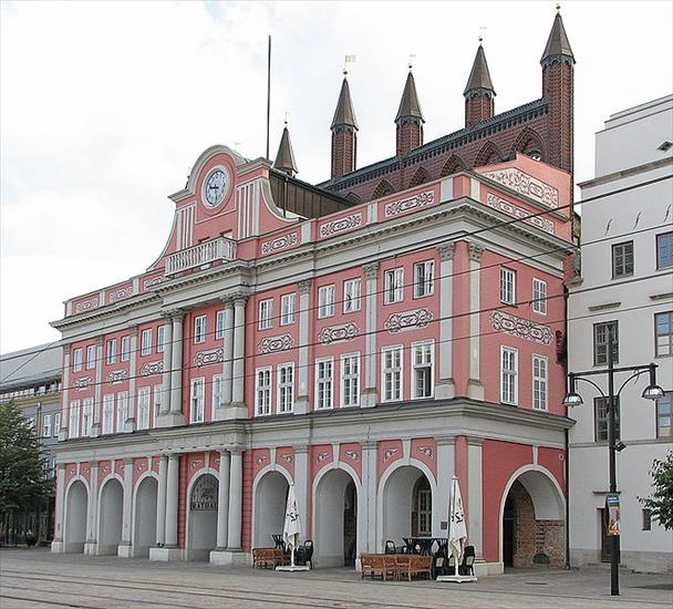 Niemcy - Rostock_Rathaus.jpg