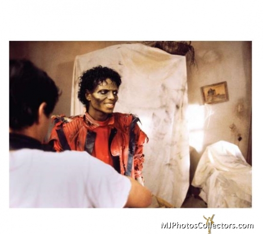  Thriller - mike-michael-jackson-14109483-539-480.jpg