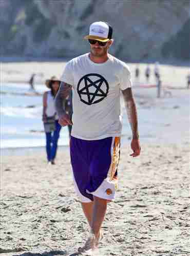 David Beckham illuminati - David Beckham pentagram satanic.jpg