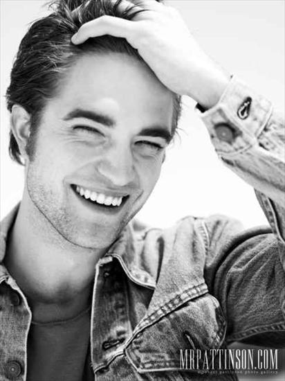 Robert Pattinson Edward Cullen - 2-06.jpg