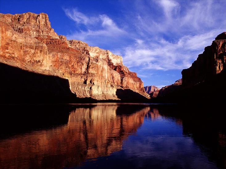 397 ujęć Natury HQ - Grand Canyon Reflected in the Colorado River, Arizona.jpg