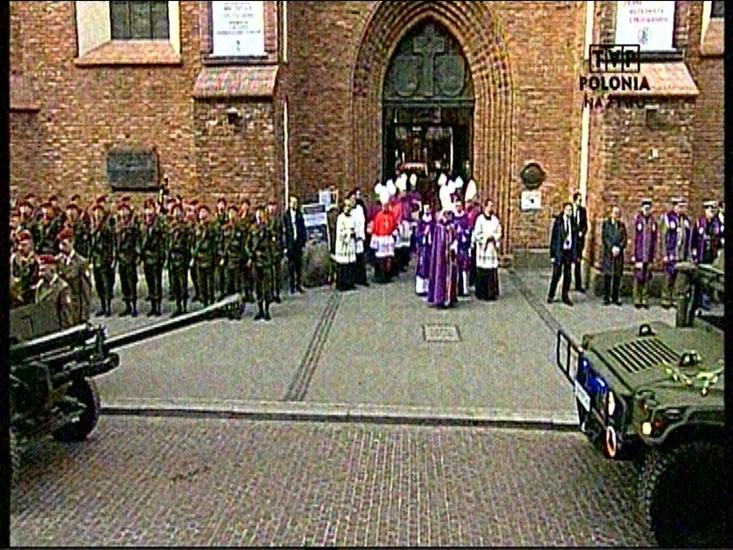 Pogrzeb pary prezydenckiej - 12.jpg